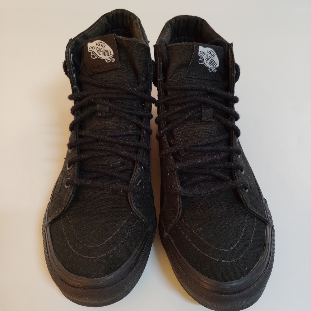 Vans Black High-Top Canvas Sneakers with Off The Wall Patch - Picture 2 of 8